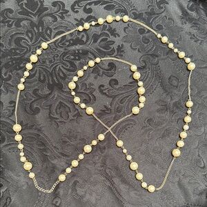 Elegant Gold Pearl Necklace and Bracelet Set